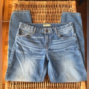 GUESS WOMENS MIDRISE JEANS 💙
